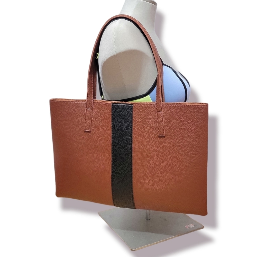 ❤️Vince Camuto Vegan Leather Brown Tote Bag